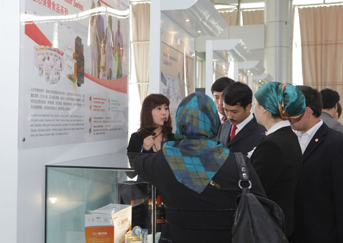 2011年4月10日下午，中脉科技全国市场业务峰会在南京国展中心成功落幕。一场健康思想盛宴和产品信息大餐让与会近3000名经销商收获良多。峰会总结过去，激励未来，传播健康理念，发布最新