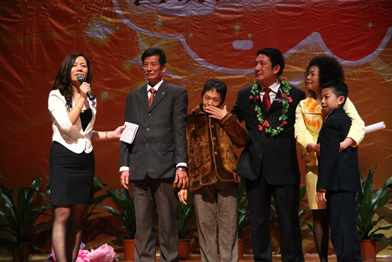 2011年1月9日，静谧幽香的广州珠江宾馆里平添了浓浓的欢乐气息，中脉科技华南区域表彰大会在这个雅致的园林胜地隆重召开。500多名中脉家人欢聚一堂，品读2010，见证创业辉煌；畅想2011，勾画成功梦想。