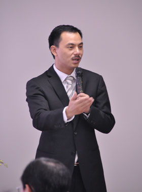 9月3号上午，中脉隆重举办了产品演讲PK大赛全国总决赛。每一位参赛选手都是经过各地区预选赛而严格筛选上来的。共17名选手在演讲台上以饱满的感情对产品发表了热情洋溢的演讲。