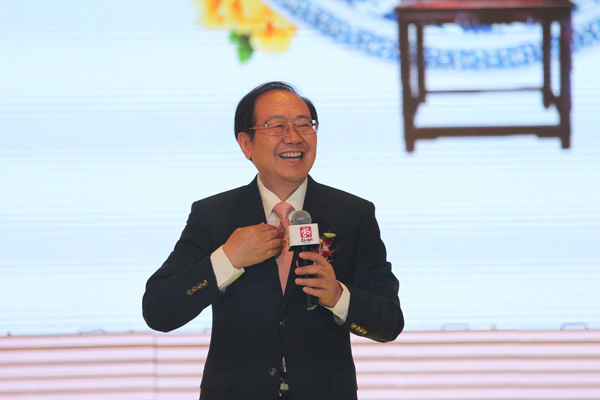 今天我们在这里举行了中脉道和系统庆典，三年来，我们这个系统取得了巨大的成就。当时我曾经用一个比方表达了我对这个团队巨大战斗力的希望，我们中脉道和系统，叫三军七帅108将，我希望大家团结奋斗成就中脉道和的未来！