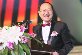2012年11月10日，南京奥体中心，中脉科技三周年辉煌盛典在此隆重举办，中脉集团董事局主席王尤山、中脉国际副董事长周希俭、中脉科技中国区总裁张琦等公司高管出席并发表精彩绝伦的演讲